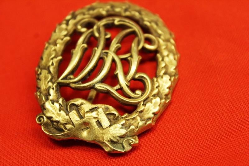 German WW2 Sports badge Gold award, awarded by the German D.R.L.