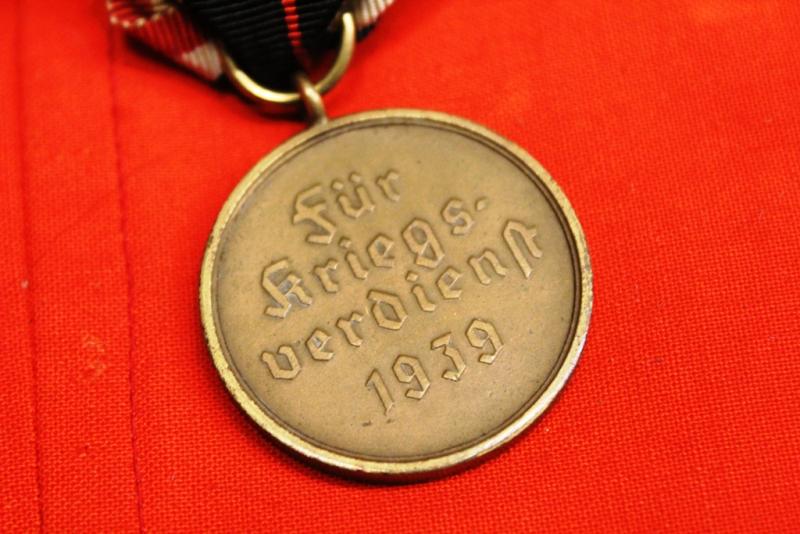 The War Merit Medal (German: Kriegsverdienstmedaille) 1939