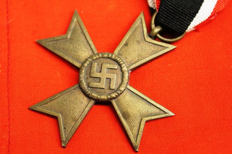 WW2 original German War Merit Cross 2nd Class without Swords (Kriegsverdienst Kreuz 2. Klasse ohne Schwerter),
