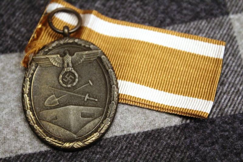 WW2 German West Wall medal in VGC for age