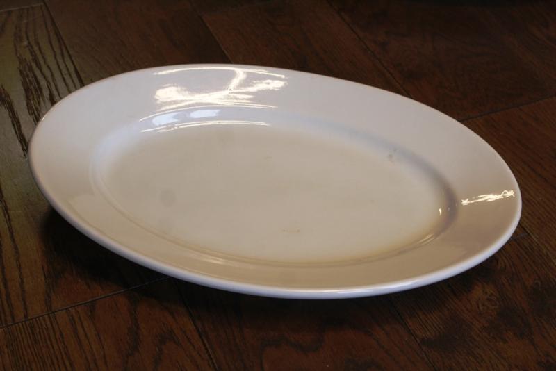 WW2 German Luftwaffe Mess Hall big porcelain ovall platter, 1940 with Fl.U.V.