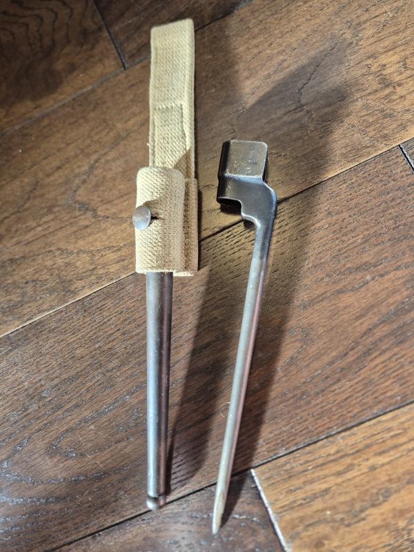 WW2 LEE ENFIELD SPIKE BAYONET NO 4 MK no2 2,  CANADIAN PRODUCTION!!!