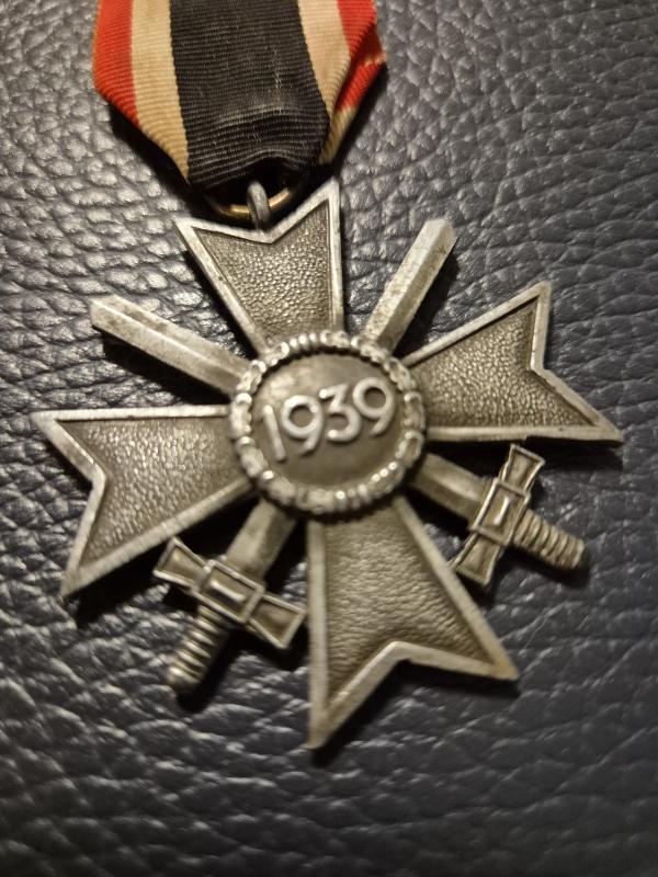 WW2 German Silver Cross with Swords (Kriegsverdienstkreuz mit Schwertern)