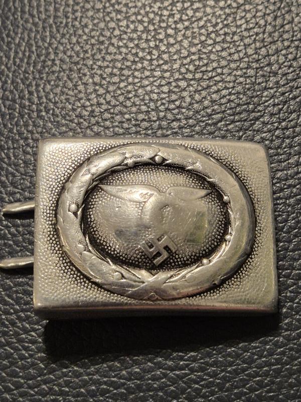WW2 GERMAN LUFTWAFFE BELT BUCKLE LOOKS AMAZING AFTER VERY LONG SERVICE. MAKER STAMP