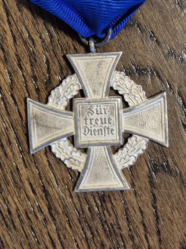 WW2 GERMAN 25 YEAR FAITHFUL SERVICE CROSS