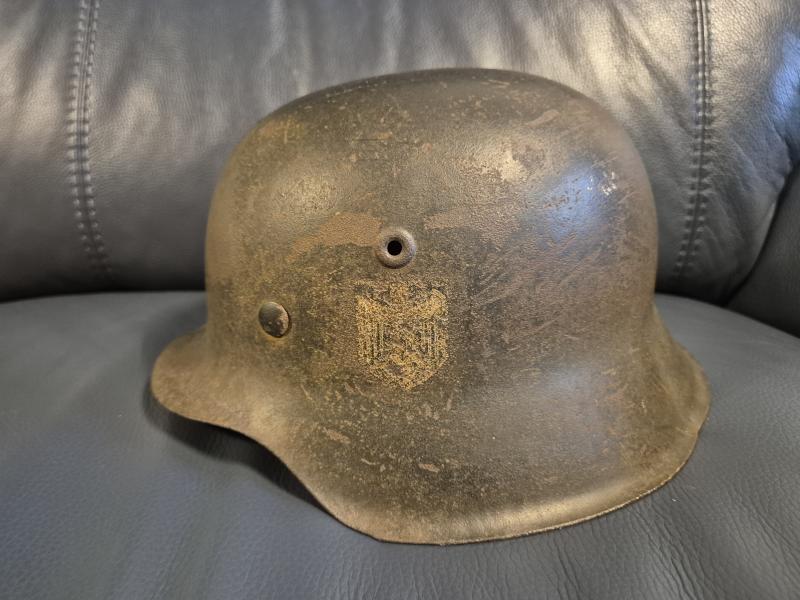 WW2 GERMAN M42 HELMET SINGLE DECAL. SIZE 64. ATTIC FOUND